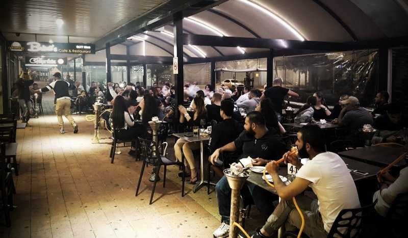 Aprire oggi un bar con servizio narghilè?
